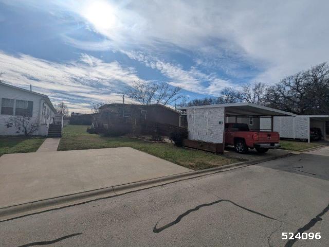 1997 Hbos Double Wide - double wide - in Denton, TX - photo 1 of 15