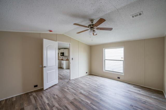 2019 Legacy Single Wide - single wide - in Splendora, TX - photo 10 of 15