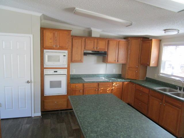 2003 Spirit Homes Double Wide - double wide - in Keller, TX - photo 5 of 12