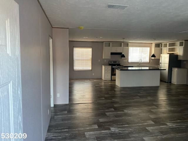 2021 Cavco Double Wide - double wide - in Bastrop, TX - photo 4 of 9