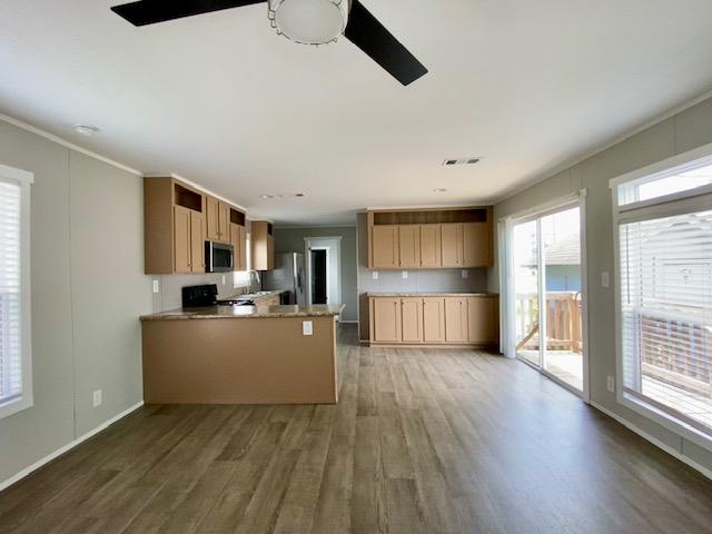 2022 Oak Creek Single Wide - single wide - in Houston, TX - photo 12 of 15