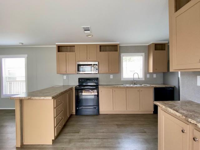 2022 Oak Creek Single Wide - single wide - in Houston, TX - photo 14 of 15