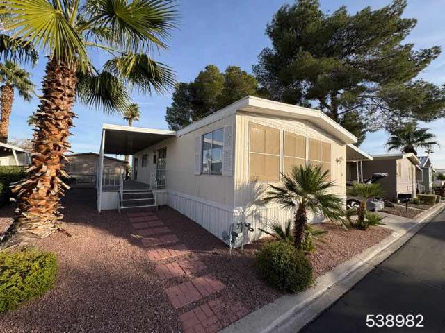 1974 Homette Single Wide - single wide - in Las Vegas, NV - photo 1 of 8