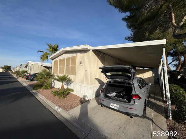 1974 Homette Single Wide - single wide - in Las Vegas, NV - photo 2 of 8