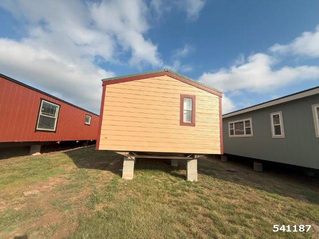 2013 Palm Harbor Single Wide - single wide - in Ponder, TX - photo 6 of 15