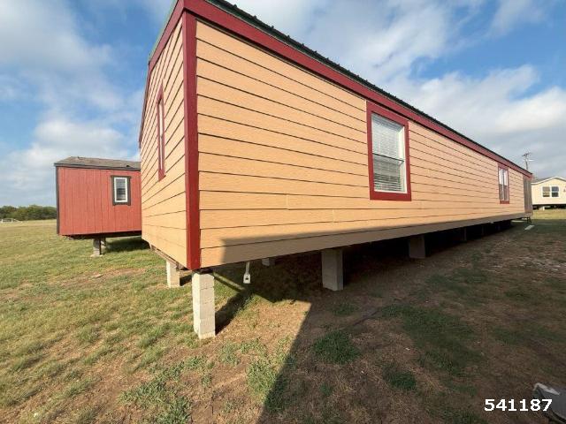 2013 Palm Harbor Single Wide - single wide - in Ponder, TX - photo 7 of 15