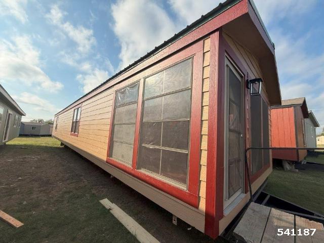 2013 Palm Harbor Single Wide - single wide - in Ponder, TX - photo 8 of 15