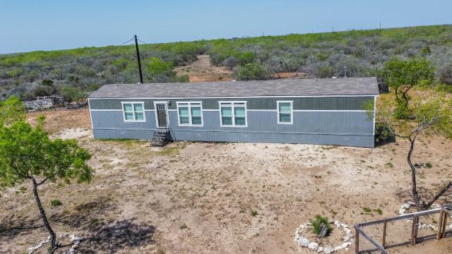 2021 Oak Creek Single Wide - single wide - in San Diego, TX - photo 1 of 15