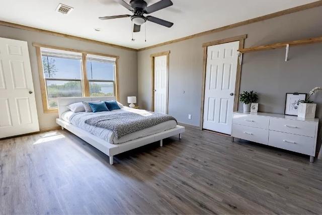2021 Oak Creek Single Wide - single wide - in San Diego, TX - photo 2 of 15