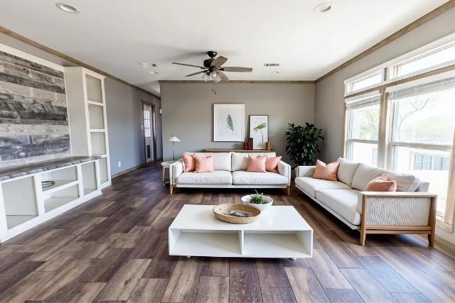 2021 Oak Creek Single Wide - single wide - in San Diego, TX - photo 3 of 15