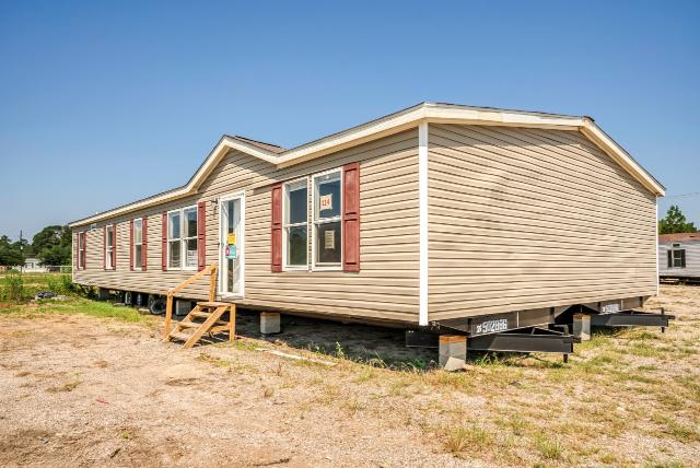 2022 Redman Double Wide - double wide - in Splendora, TX - photo 1 of 15