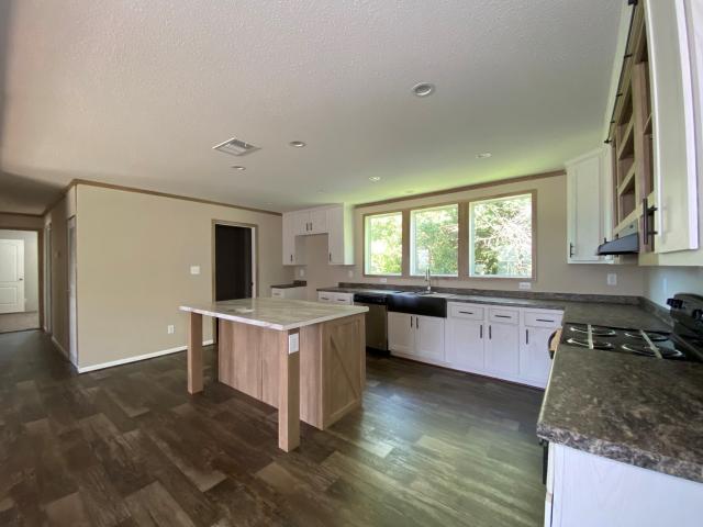 2022 Champion Double Wide - double wide - in Huntsville, TX - photo 14 of 15