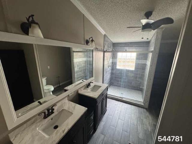 2000 Fleetwood Double Wide - double wide - in Austin, TX - photo 5 of 15