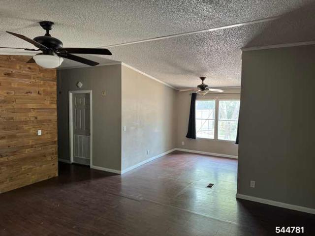 2000 Fleetwood Double Wide - double wide - in Austin, TX - photo 6 of 15