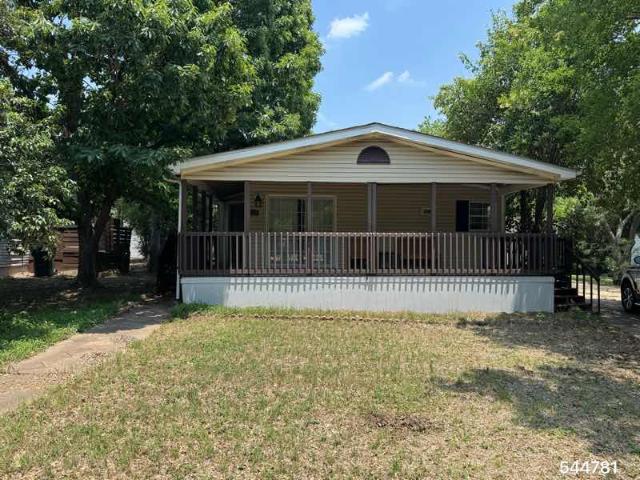 2000 Fleetwood Double Wide - double wide - in Austin, TX - photo 8 of 15