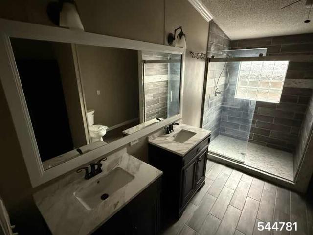 2000 Fleetwood Double Wide - double wide - in Austin, TX - photo 13 of 15
