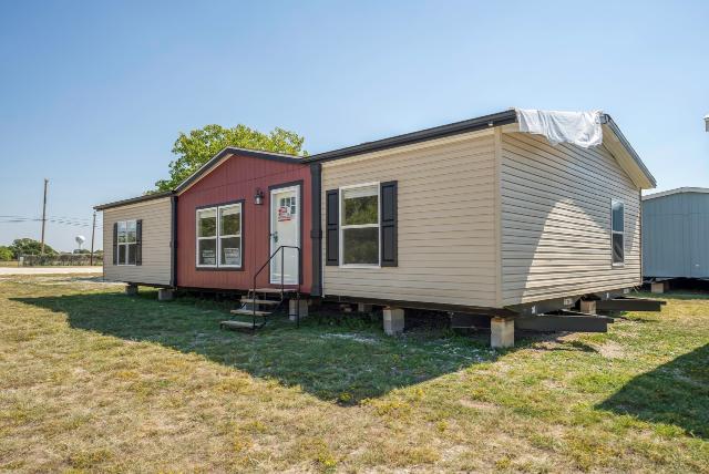 2022 Fleetwood Double Wide - double wide - in Waco, TX - photo 1 of 15