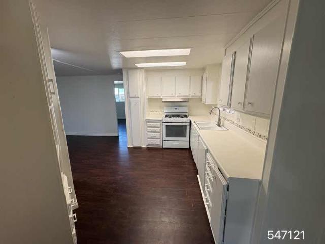1973 Golden West Double Wide - double wide - in Lancaster, CA - photo 3 of 12