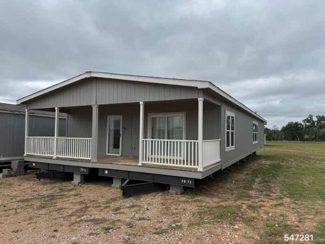 2021 Oak Creek Double Wide - double wide - in Cedar Creek, TX - photo 1 of 15