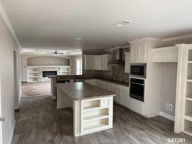 2021 Oak Creek Double Wide - double wide - in Cedar Creek, TX - photo 6 of 15