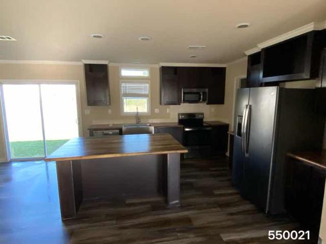 2022 Oak Creek Double Wide - double wide - in Corpus Christi, TX - photo 4 of 15