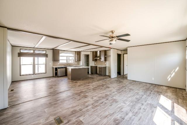 2022 Fleetwood Double Wide - double wide - in Splendora, TX - photo 3 of 15