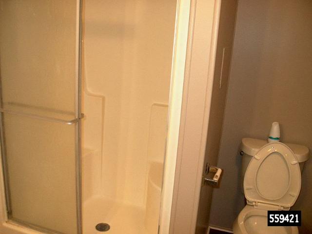 1998 Fall Creek Double Wide - double wide - in Fenton, MI - photo 15 of 15