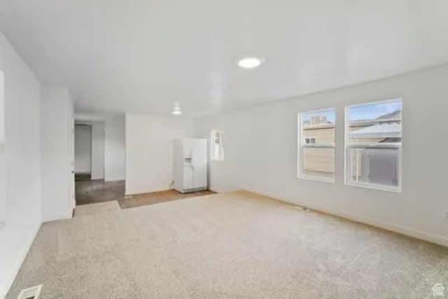1975 Unknown Single Wide - single wide - in Logan, UT - photo 5 of 13