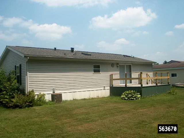 1998 Holly Park Double Wide - double wide - in Marcellus, MI - photo 3 of 15