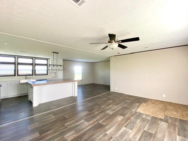 2022 Clayton Double Wide - double wide - in West, TX - photo 6 of 15