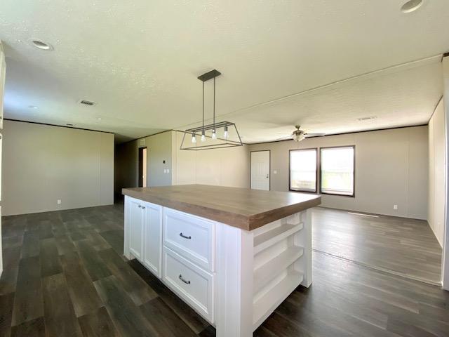 2022 Clayton Double Wide - double wide - in West, TX - photo 13 of 15