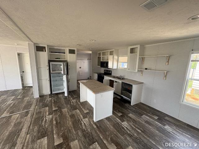 2023 Cavco Double Wide - double wide - in Goodrich, TX - photo 2 of 5