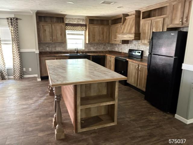 2023 Kabco Double Wide - double wide - in Tyler, TX - photo 3 of 8