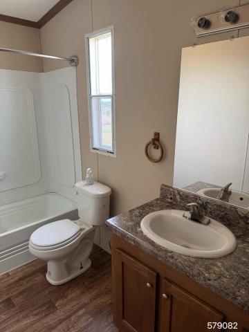 2016 Legacy Double Wide - double wide - in Pleasanton, TX - photo 11 of 15