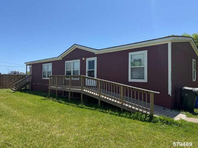 2022 Oak Creek Double Wide - double wide - in Alice, TX