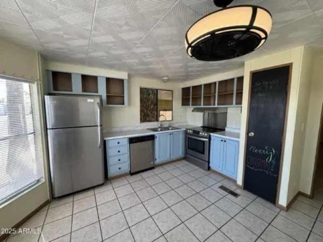 1983 Palm Harbor Single Wide - single wide - in Mesa, AZ - photo 6 of 15