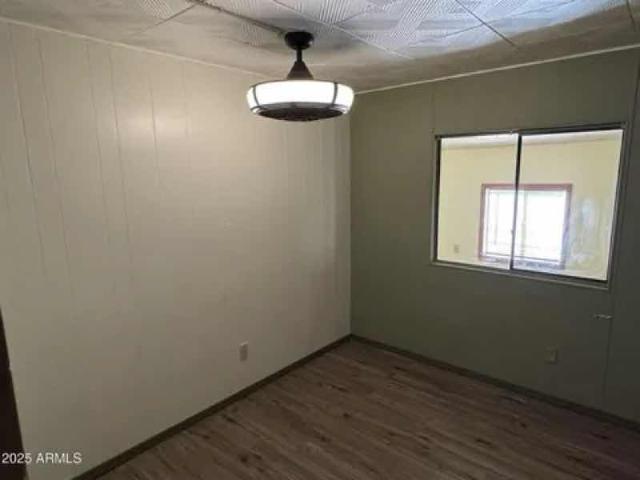 1983 Palm Harbor Single Wide - single wide - in Mesa, AZ - photo 10 of 15