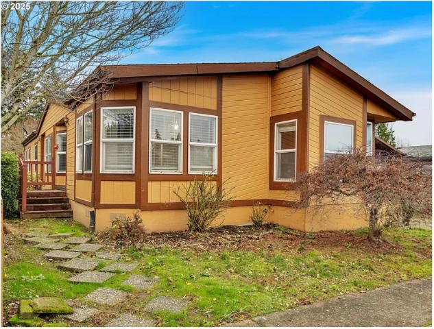 1994 Redman Double Wide - double wide - in Portland, OR - photo 1 of 8