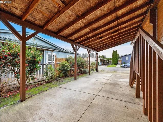 1994 Redman Double Wide - double wide - in Portland, OR - photo 8 of 8
