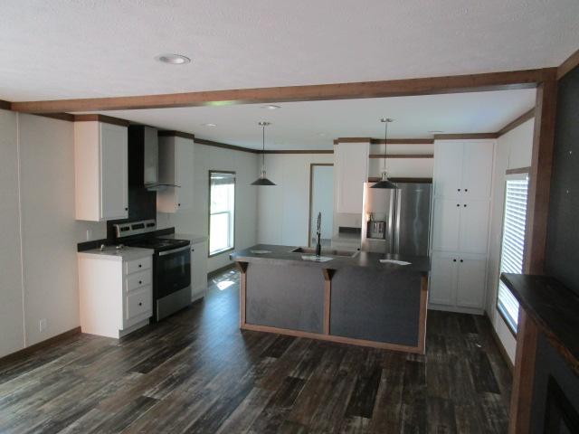 2023 Fleetwood Single Wide - single wide - in Newburgh, IN - photo 3 of 15