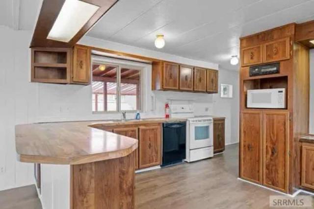 1986 Zimmer Single Wide - single wide - in Idaho Falls, ID - photo 7 of 15