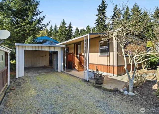 1970 Home Single Wide - single wide - in Tacoma, WA - photo 2 of 15