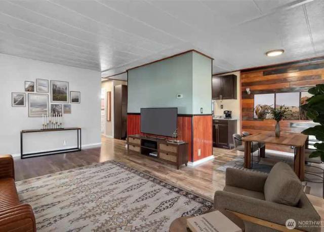 1970 Home Single Wide - single wide - in Tacoma, WA - photo 9 of 15