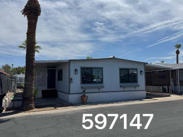 1972 Newport Double Wide - double wide - in Glendale, AZ - photo 3 of 15