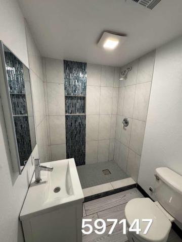 1972 Newport Double Wide - double wide - in Glendale, AZ - photo 14 of 15