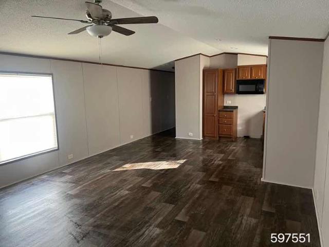2020 Legacy Single Wide - single wide - in New Braunfels, TX - photo 4 of 15