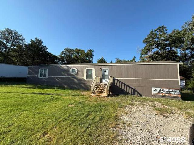 2022 Fleetwood Single Wide - single wide - in Smithville, TX - photo 3 of 15