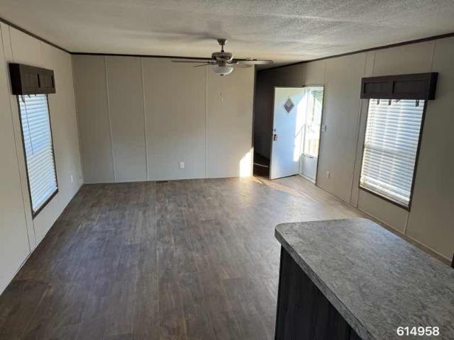 2022 Fleetwood Single Wide - single wide - in Smithville, TX - photo 12 of 15