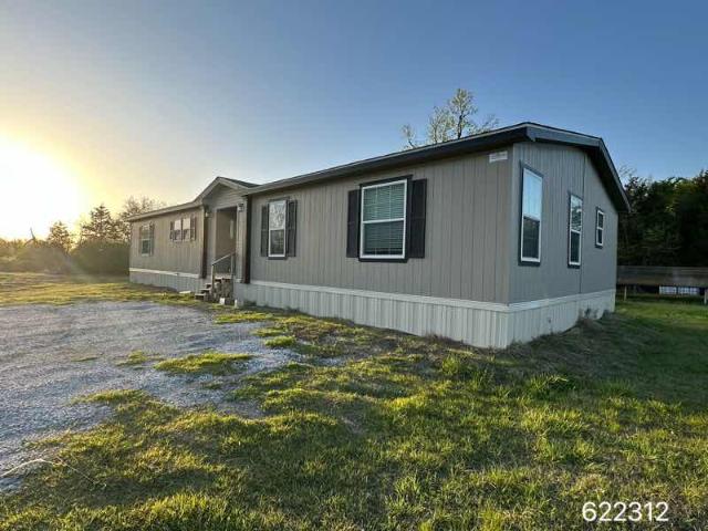 2012 Oak Creek Double Wide - double wide - in Neosho, MO - photo 2 of 15