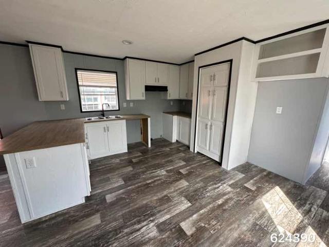 2022 Cavco Single Wide - single wide - in San Antonio, TX - photo 3 of 13